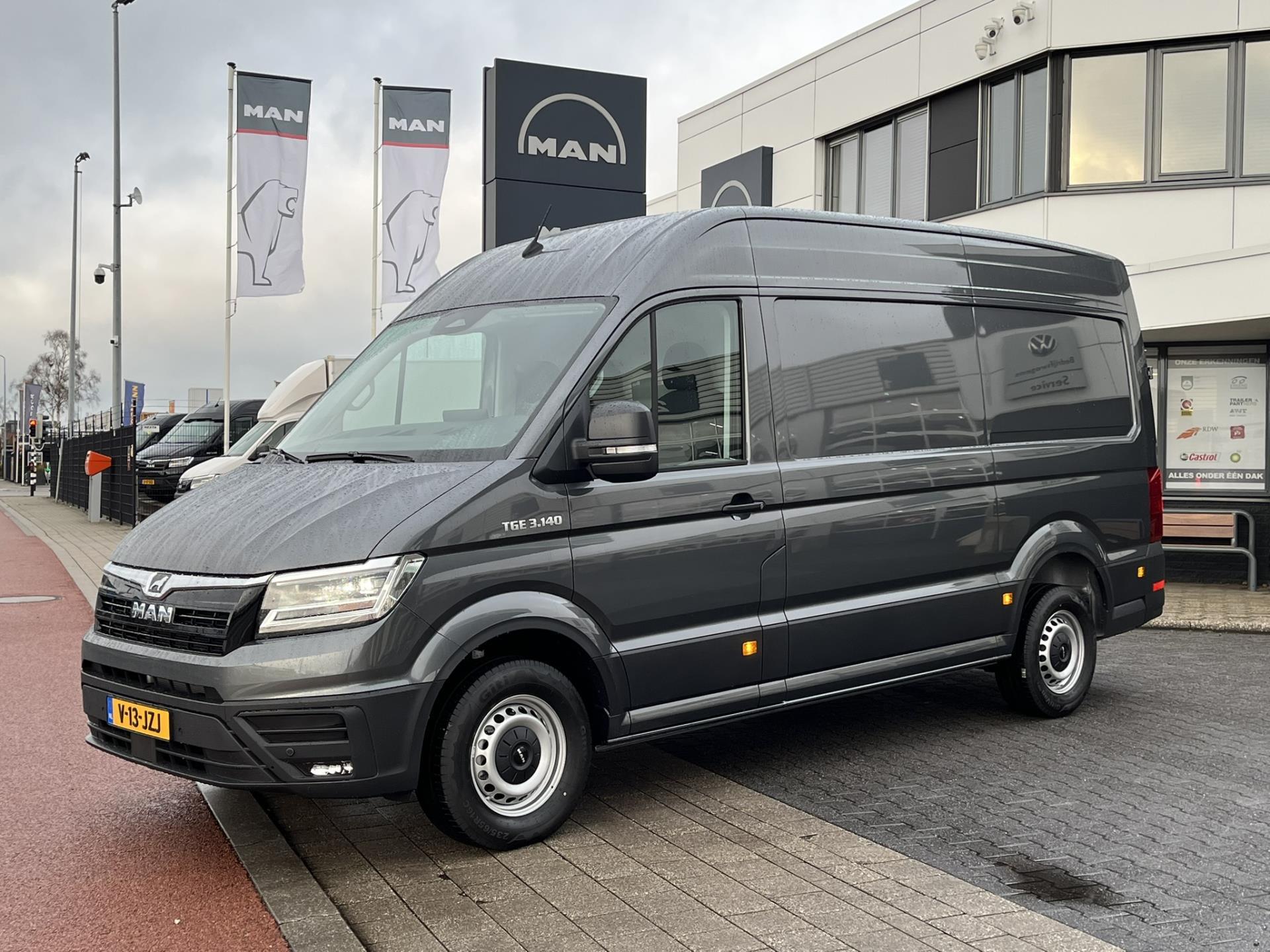 MAN TGE 3.140 LED koplampen, trekhaak, navigatie, PDC voor en achter, DAB+, Adaptive cruise , camera achter, FOTOS VOLGEN