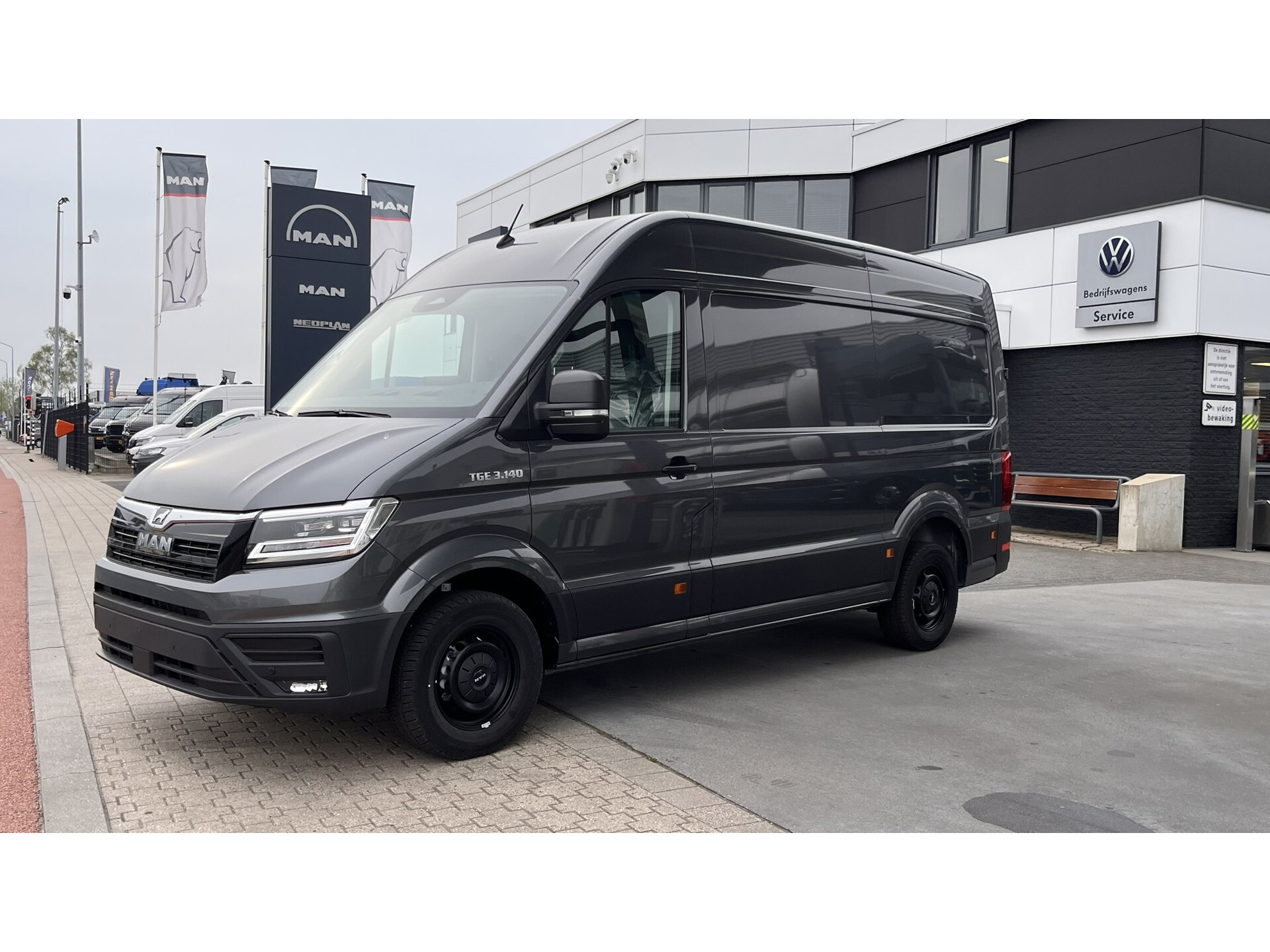 MAN TGE 3.140 Next level uitvoering, LED koplampen, trekhaak, Navigatie groot scherm, PDC V+A, DAB+, Adaptive cruise